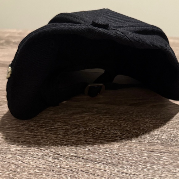 Gucci Black and White Embroidered Cap - Picture 7 of 8